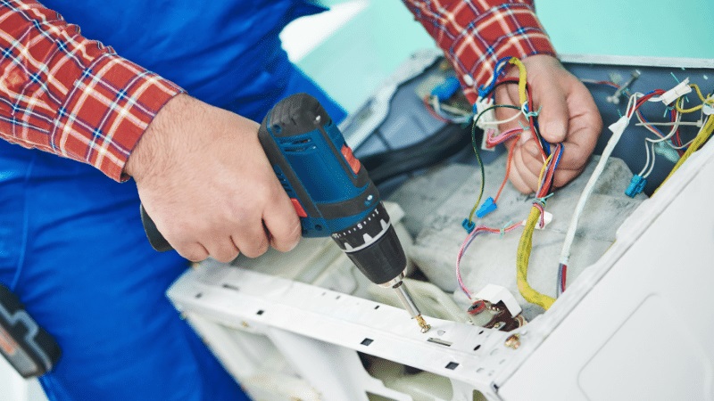 Sancaktepe Mitsubishi Mitsubishi çamaşır makinesi kart tamiri – Su almama arızası orijinal parça ile giderildi. - Teknik servis örneği